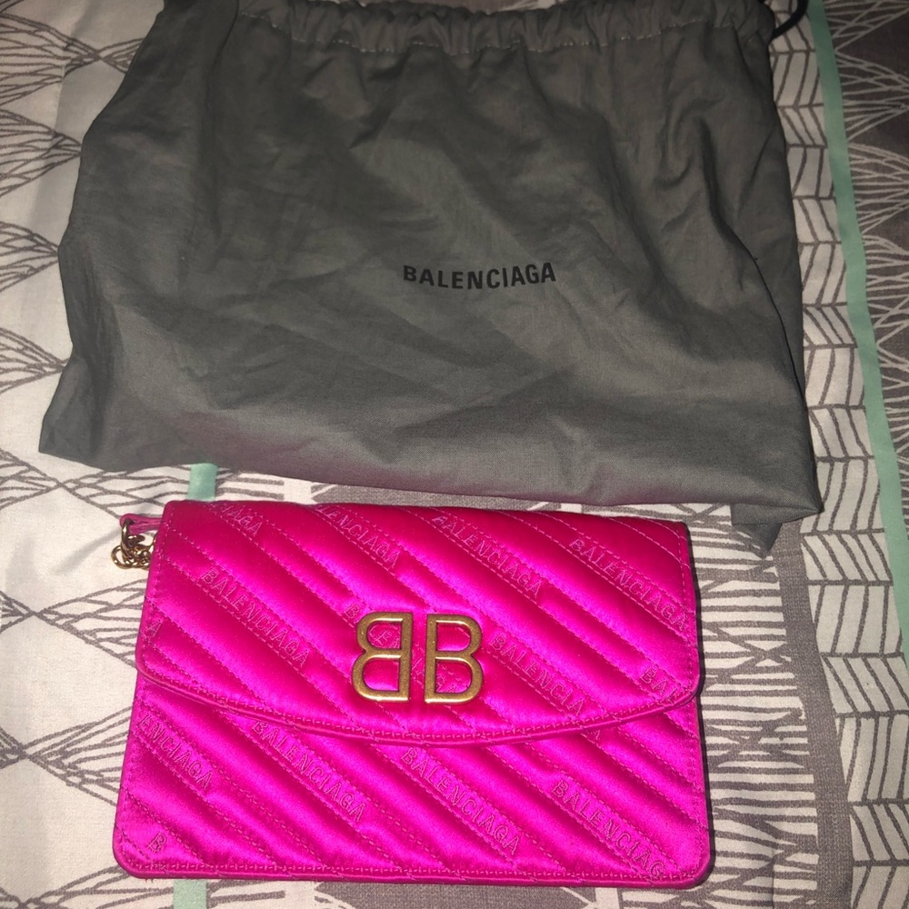 Balenciaga BB wallet chain bag